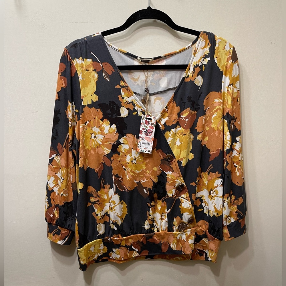 Gimmick Brand - Floral Top